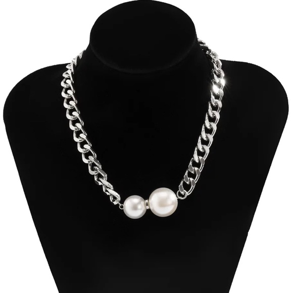 Silver Cuban Link & Pearl Chain Necklace - Picture 2 of 6